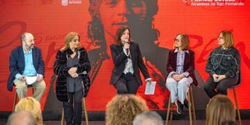 La alcaldesa Cavada, anfitriona en la rueda de prensa / FOTO: Ayto.