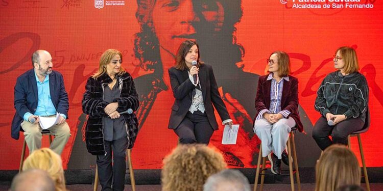 La alcaldesa Cavada, anfitriona en la rueda de prensa / FOTO: Ayto.