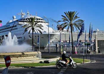 Jornada con varios cruceros en el muelle / FOTO: Eulogio García