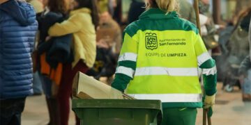 Barrendera en plena jornada / FOTO: Ayto.