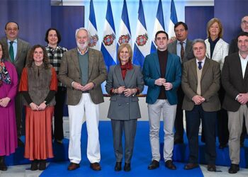 Posado navideño de la alcaldesa y su Gobierno / FOTO: Ayto.
