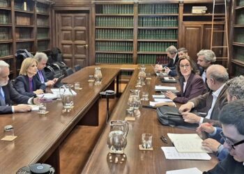 Un momento del encuentro en la sede del ministerio / FOTO: Ayto.