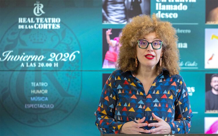 Pacheco ofreciendo detalles del programa / FOTO: Ayto.