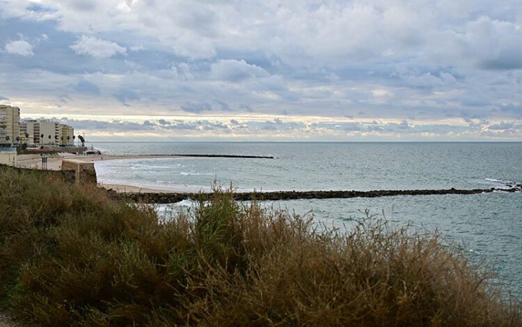 Vista de la coqueta playa de Santa María del Mar / FOTO: Eulogio García
