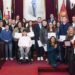Posado con todos los premiados y distinguidos / FOTO: Ayto.