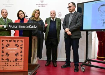Puesta de largo de la publicación en el Ayuntamiento / FOTO: Eulogio García