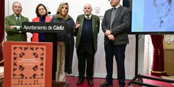 Puesta de largo de la publicación en el Ayuntamiento / FOTO: Eulogio García