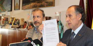 Román junto a su concejal de Urbanismo / FOTO: Ayto.