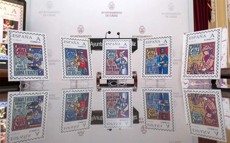 Los cinco sellos-homenaje expuestos / FOTO: Ayto.