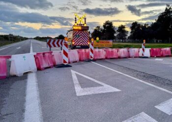 Aviso de corte de carretera / FOTO: Ayto.