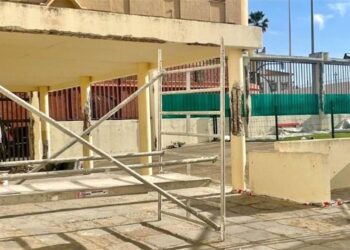 Columnas del patio exterior a principios de enero / FOTO: AO