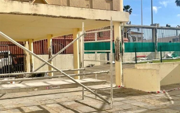 Columnas del patio exterior a principios de enero / FOTO: AO