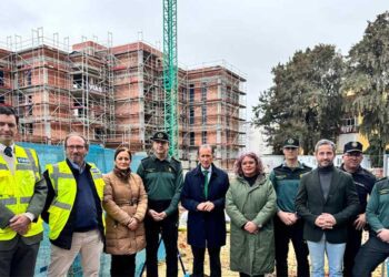 Posado en la zona de obras / FOTO: Ayto.