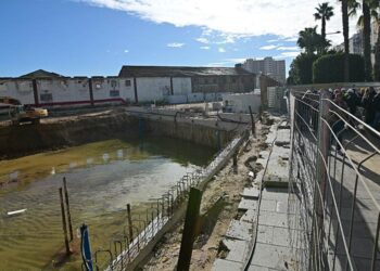 Trabajando en los futuros cimientos / FOTO: Eulogio García