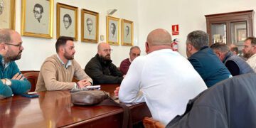 Un momento de la reunión con el comité de empresa / FOTO: Ayto.