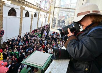Retratando el ambiente del carrusel de coros / FOTO: Eulogio García