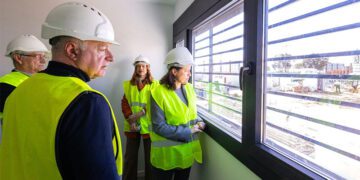 Reciente visita a las obras de una promoción pública en Ronda del Estero / FOTO: Ayto.
