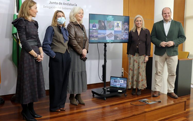 Desvelando las 'banderas' de este 2026 / FOTO: Junta