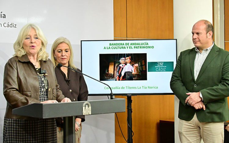 Desvelando las 'banderas' de este 2026 / FOTO: Eulogio García