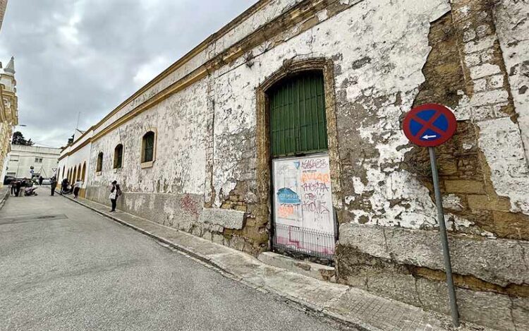 Estado ruinoso de esta finca del siglo XIX / FOTO: Ayto.