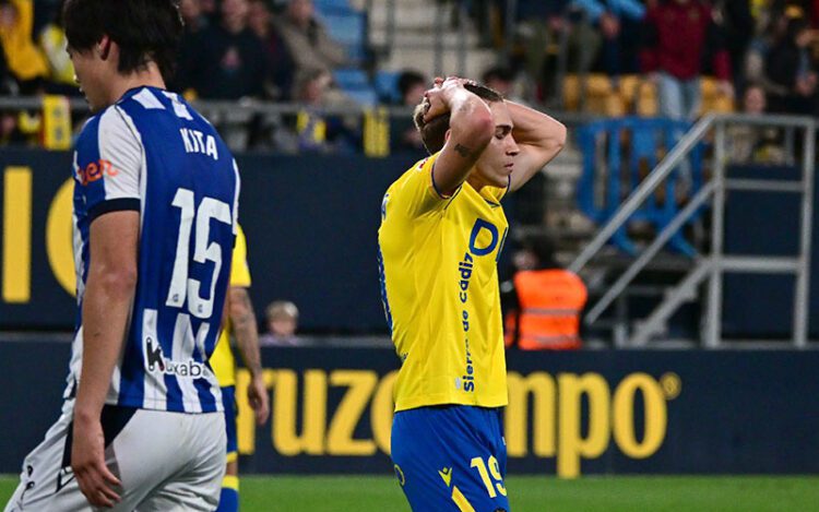 De la Rosa lamentando su gol fallado / FOTO: Eulogio García