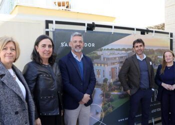 Posado en las oficinas del oficinas del Grupo Samarador / FOTO: Ayto.