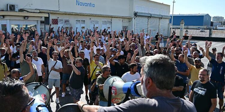 Balber participando en una de las asambleas durante la  huelga del metal de 2025 / FOTO: Eulogio García