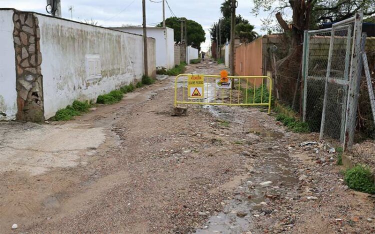 Uno de tantos caminos del diseminado afectado por las lluvias / FOTO: Ayto.
