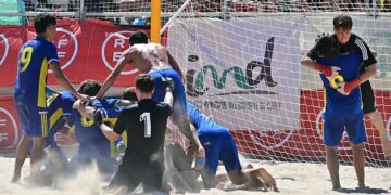 Un pasado campeonato de fútbol playa en la Victoria / FOTO: Eulogio García