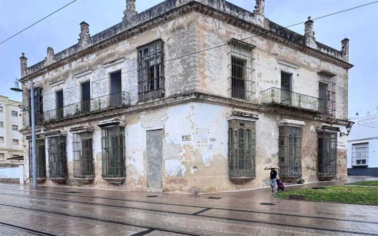 Estampa del edificio sin presente ni ¿futuro? / FOTO: PP