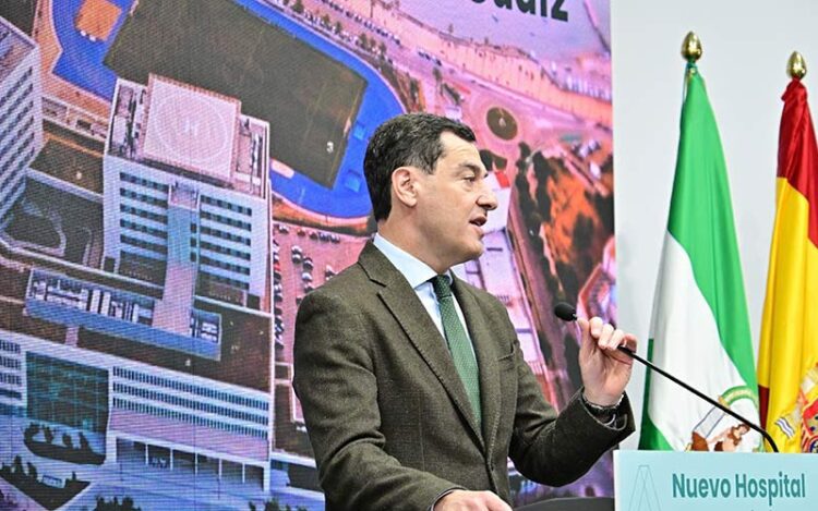 Moreno Bonilla en su reciente paso por Cádiz / FOTO: Eulogio García