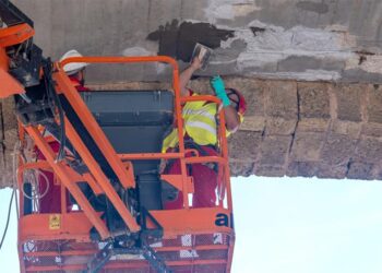 Operario en plena faena / FOTO: Ayto.