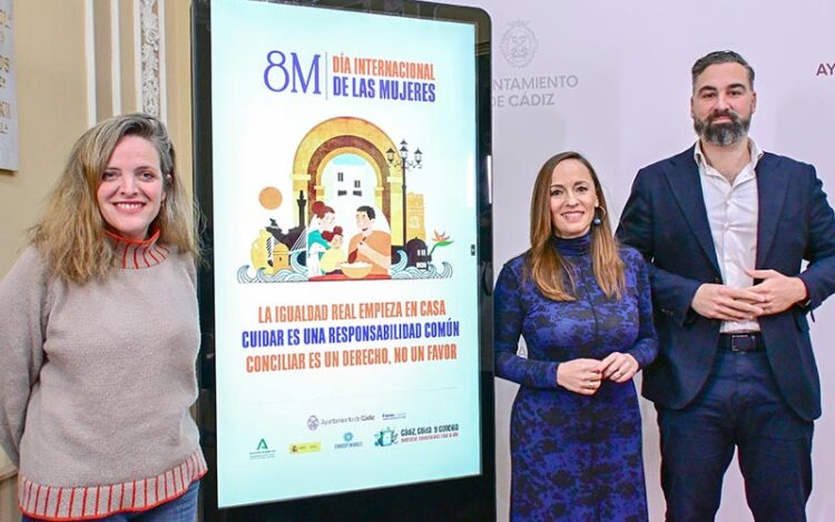 Posado con la campaña principal por el 8-M del Ayuntamiento / FOTO: Eulogio García