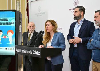 Presentando los talleres escolares de judo / FOTO: Eulogio García