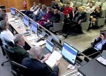 Un momento del acto en la sala Clara Campoamor / FOTO: UCA