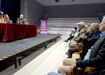 Un momento del encuentro convocado por el Gobierno local / FOTO: Ayto.