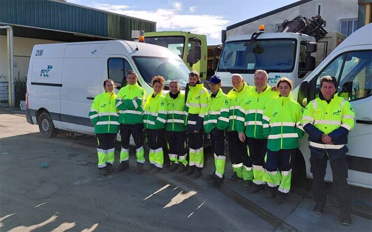 Parte de la plantilla ya con los nuevos uniformes / FOTO: FCC