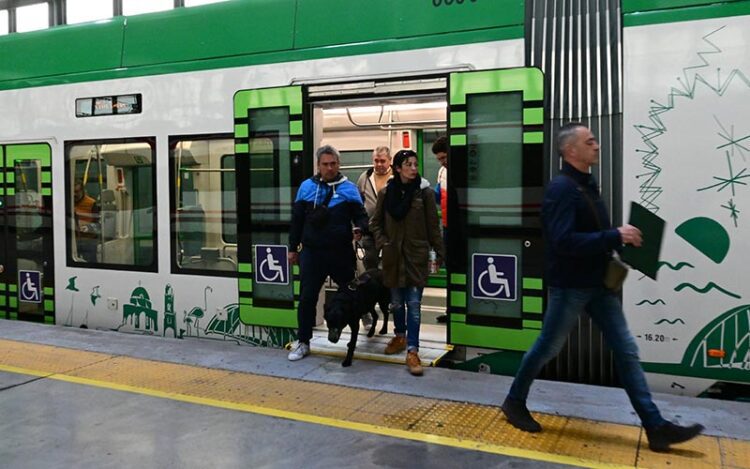 Llegando a la estación de la capital / FOTO: Eulogio García