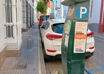 Uno de los parquímetros en el entorno del Ayuntamiento / FOTO: DBC