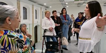 Primera visita guiada en la tarde  'inaugural' / FOTO: Eulogio García