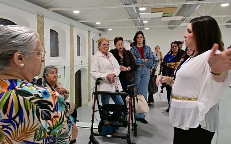Primera visita guiada en la tarde 'inaugural' / FOTO: Eulogio García