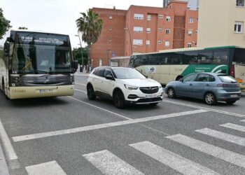 Dos Comes cruzándose por las calles de Cádiz / FOTO: Eulogio García