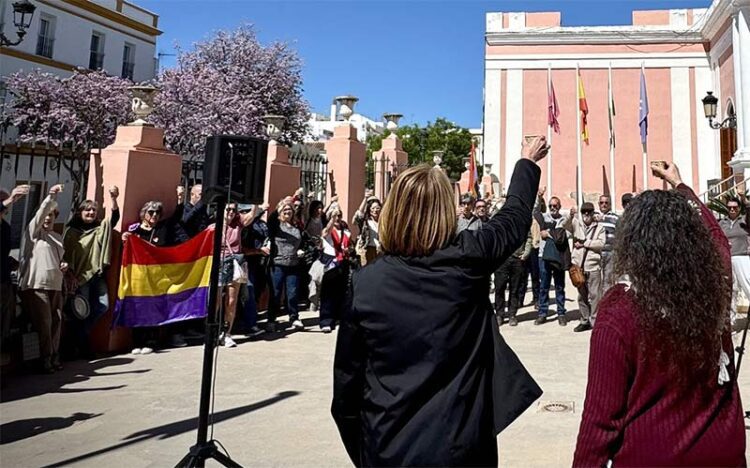 El brindis por la República promovido por el Ateneo Republicano y el Ayuntamiento / FOTO: Ayto.