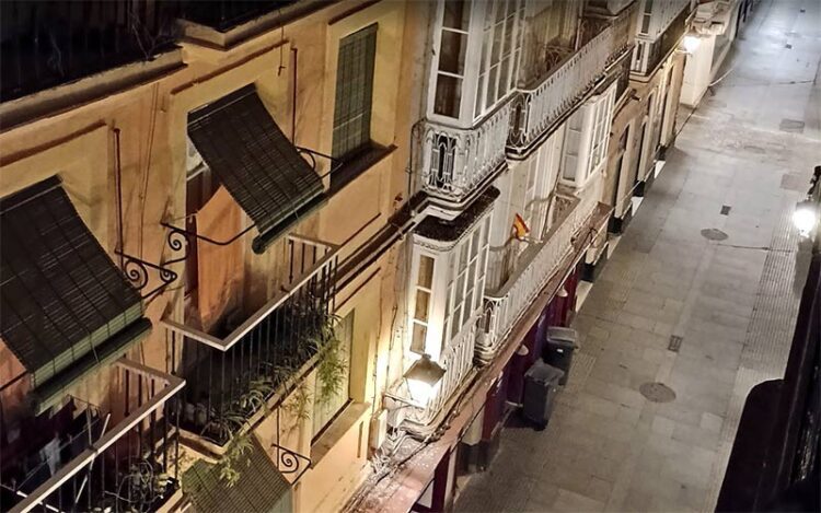 Faroles de la calle San Francisco / FOTO: DBC