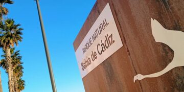 Señal del Parque Natural en Puerto Real / FOTO: DBC