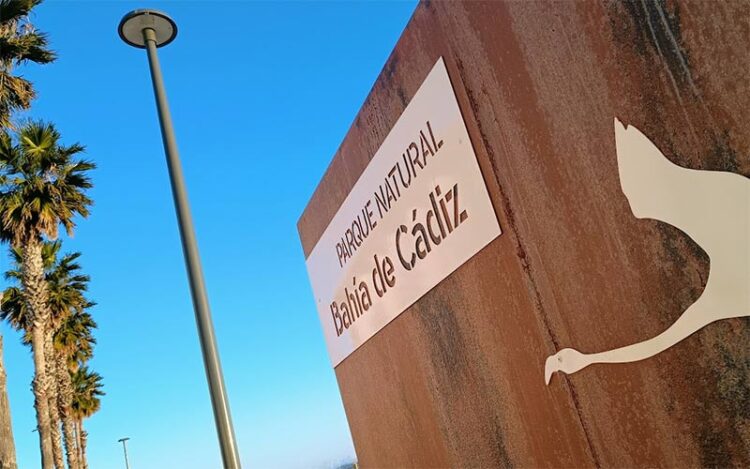 Señal del Parque Natural en Puerto Real / FOTO: DBC