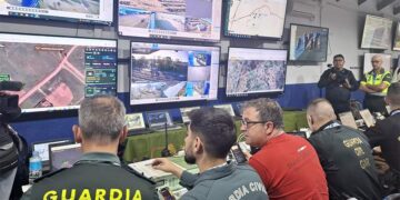 Una de las visitas al CECOR montado en el circuito de Jerez / FOTO: Subdelegación