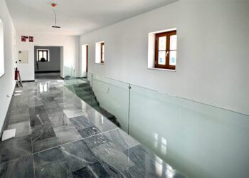 Interior del edificio recuperado a la espera de su dotación / FOTO: Ayto.