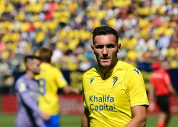 Lucas Pérez en un partido de amarillo en 2022 / FOTO: Eulogio García