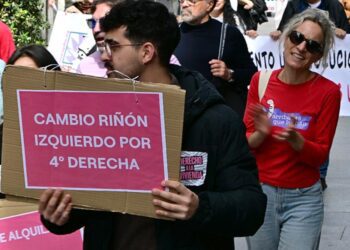 Una pasada manifestación en Cádiz por el derecho a la vivienda / FOTO: Eulogio García